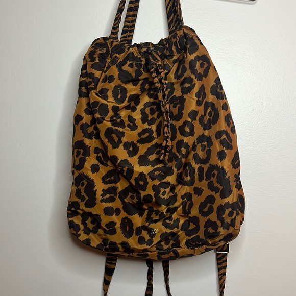 Leopard backpack - Picture 1 of 4